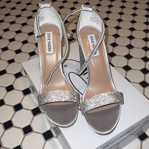 Size 10 GLAMOROUS Steve Madden Wedding Shoe